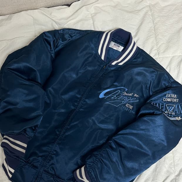 일본 빈티지 바시티 자켓 라지 