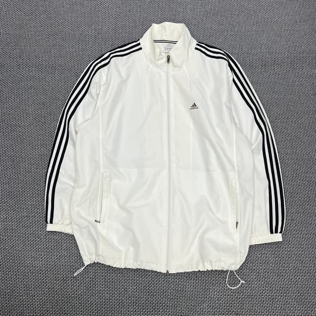 아디다스 아이보리 우븐 바람막이 110