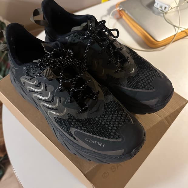 호카x세티스파이 클리프톤 275