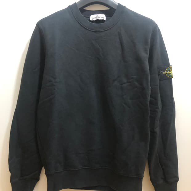 [M] 스톤아일랜드 와펜 패치 기모 맨투맨 블랙