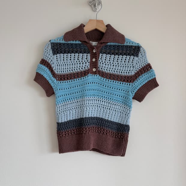 자라(ZARA) 카라 니트탑(자개단추)