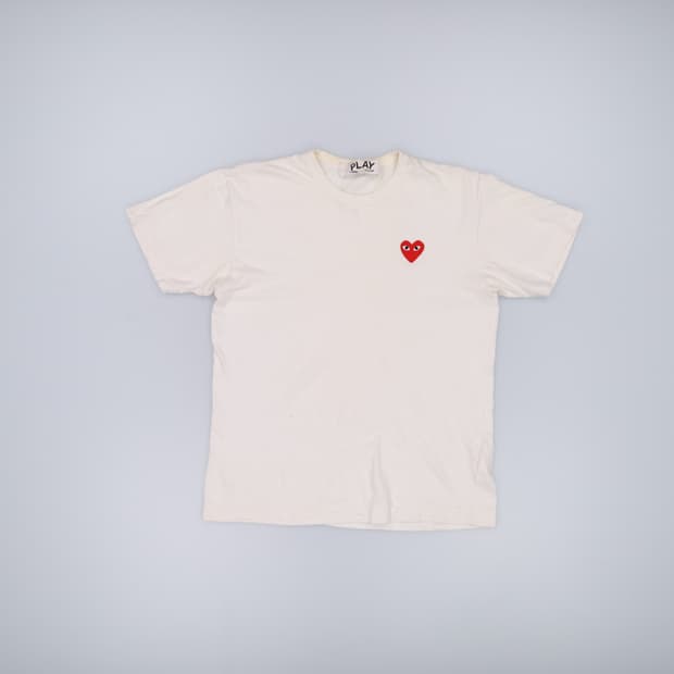 M 꼼데가르송 레드하트 반팔티 0213H2