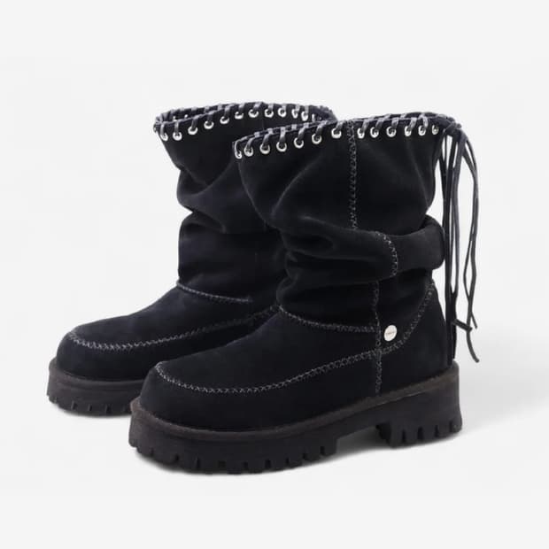 여밈 X YASE pigtail boots