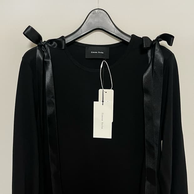 [XS,S,M]시몬로샤 Bow Ribbon Tail 롱 슬리브리스 탑