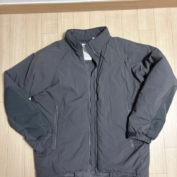 프릭스스토어 레벨7 파카 23FW