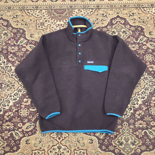 파타고니아 신칠라 옵시디언 플럼 s