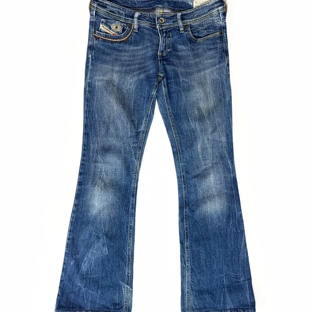 Diesel 로우라이즈 부츠컷 데님