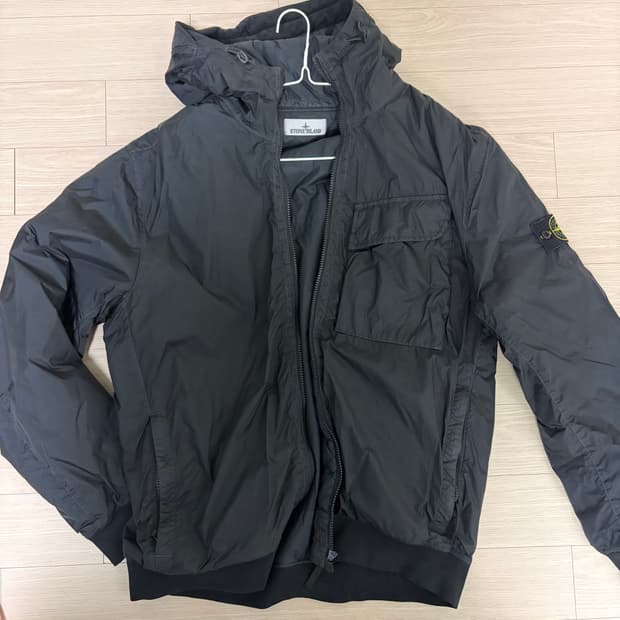 스톤아일랜드 크링클랩스 후드 다운 XL