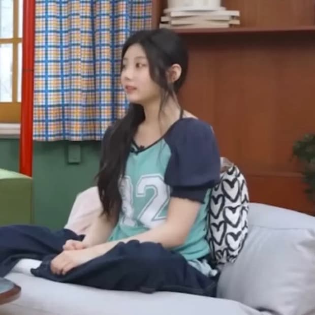 샵페어리 패드 숄더 래글런 탑
