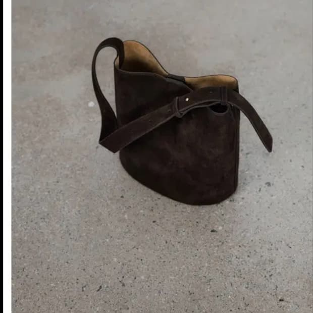더릴 After Suede Bucket Bag_Dark brown
