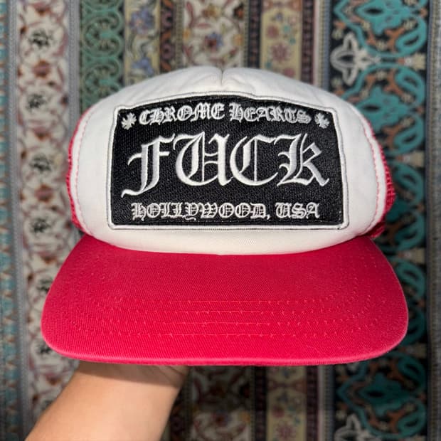 크롬하츠 FUCK 레드 트러커캡
