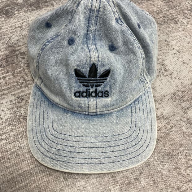 OLD SCHOOL Adisas CAP