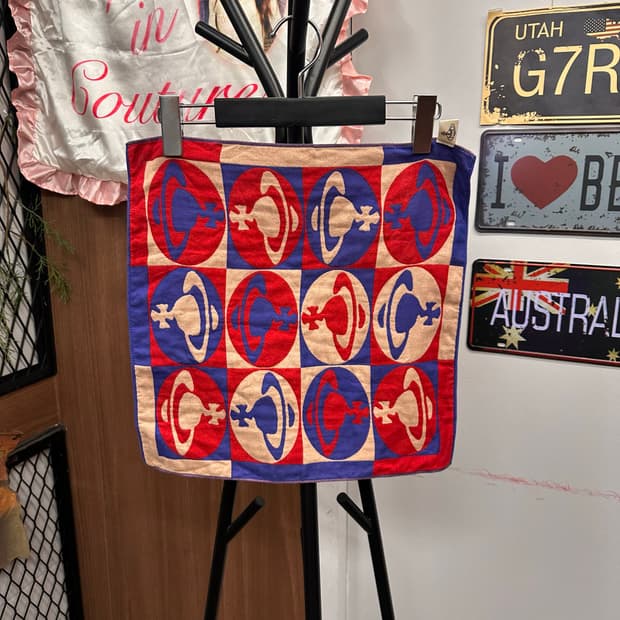 Vivienne Westwood, Logo Handkerchief 