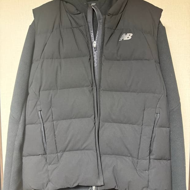 뉴발란스블랙 후리스 패딩조끼 xl사이즈