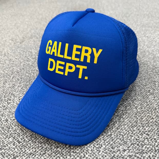 F 갤러리 디파트먼트 GALLERY DEPT 트러커 캡 로얄 블루 모자