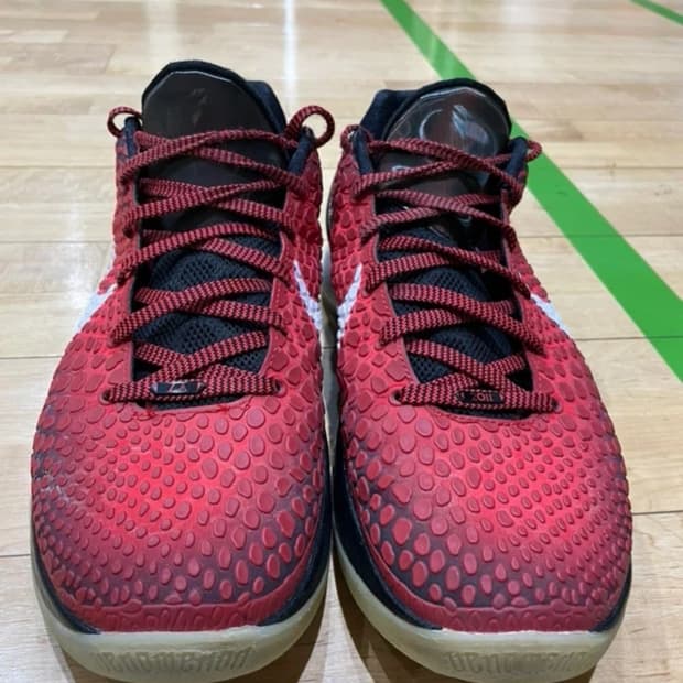 코비6올스타 농구화)285mm 급처