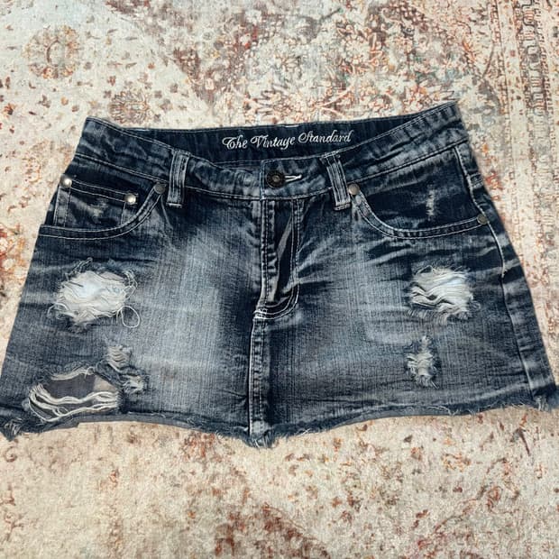 Vintage denim low rise skirt