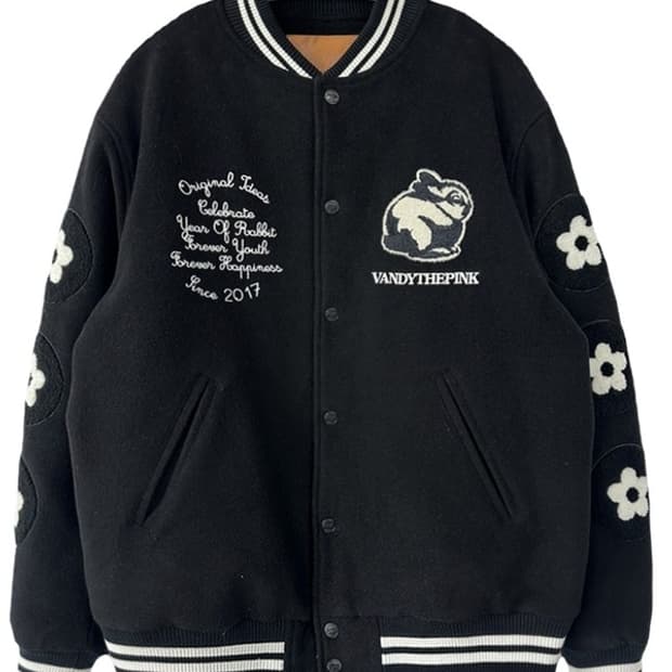 [M] VANDY THE PINK 이어오브더레빗 블랙 바시티자켓