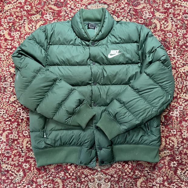 나이키 경량패딩