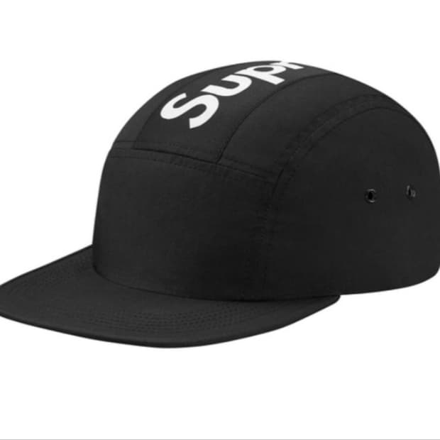 슈프림 5패널 캠프캡