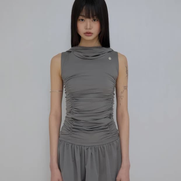 플레어업 Hooded High Neck Dress 그레이 팔아요