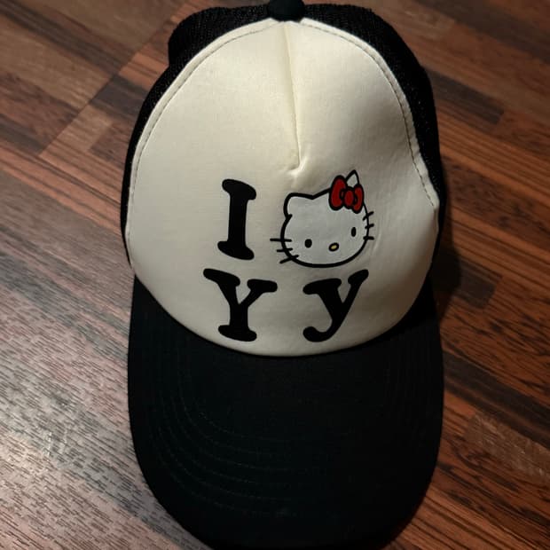 오픈와이와이 모자 헬로키티 콜라보 모자 판매해요 openyy