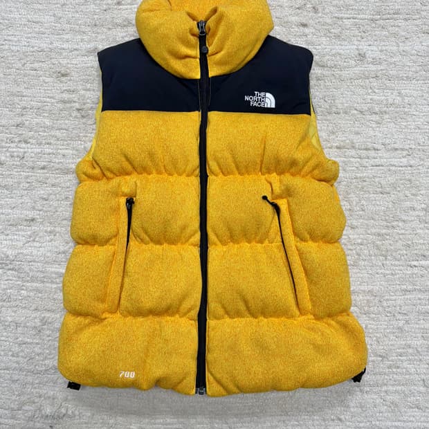 •The north face 노스페이스 화이트라벨 패딩조끼