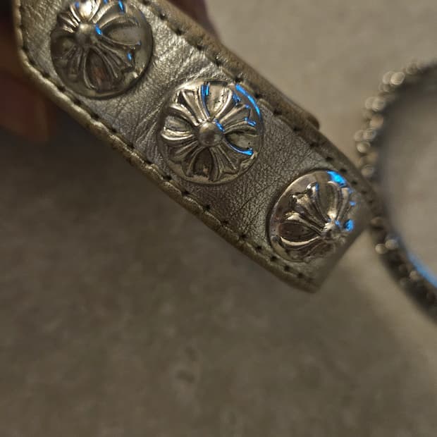 크롬하츠 3볼 로듐가죽팔찌