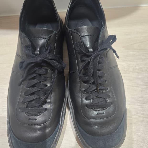 르메르 리놀륨 스니커즈 42