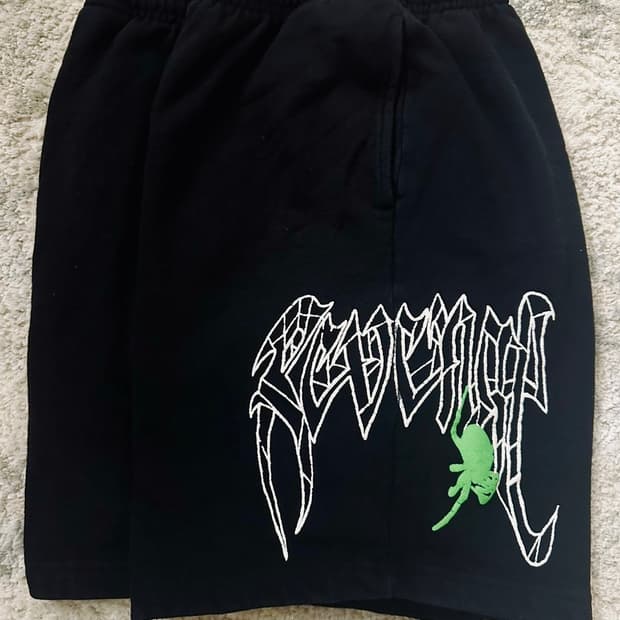 (L) 리벤지 스파이더 트레이닝 반바지 