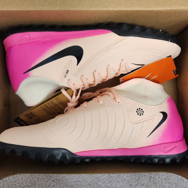 나이키 팬텀 루나2 아카데미 TF화