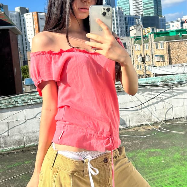 guess jeans off shoulder blouse top