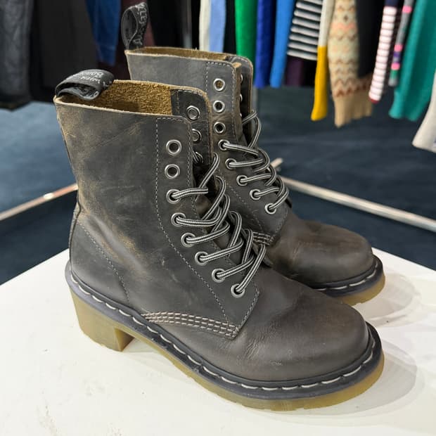 [220mm] 닥터마틴 CLEMENCY 8홀 워커 힐 부츠