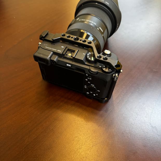 소니 a7c 카메라 + 시그마 24-70 렌즈