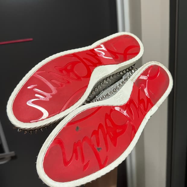 크리스찬 루부탱 스터드 로퍼