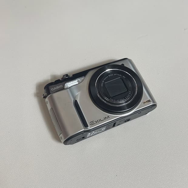 Casio Exilim EX-FH100 빈티지 하이엔드 디카