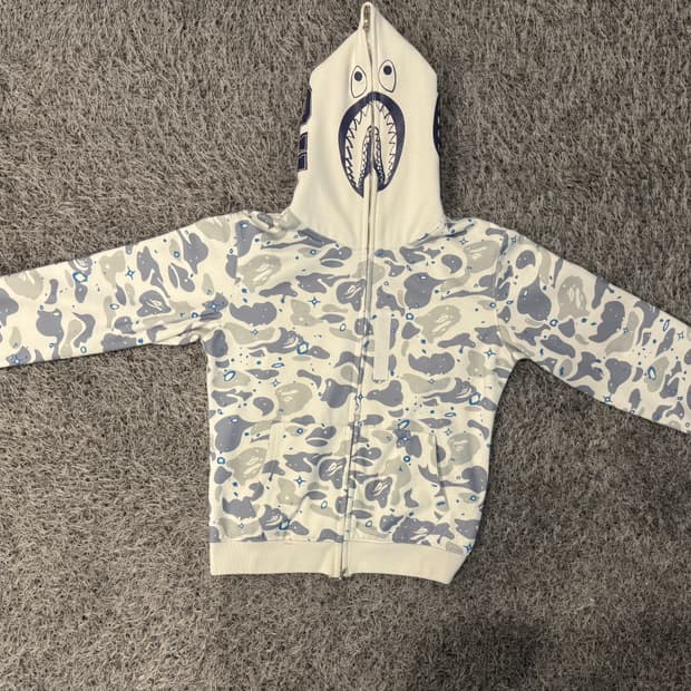 베이프 후드집업