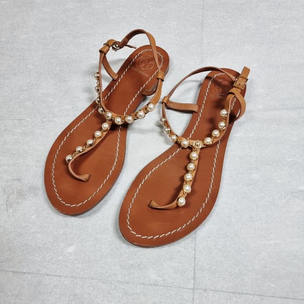 토리버치 Tory Burch 진주스트랩 샌들 (250mm/8M)