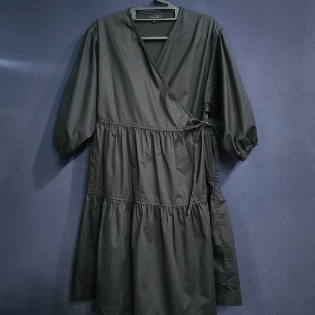 코스 랩 원피스