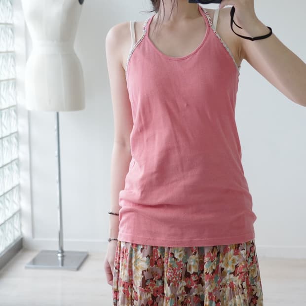 Peach cross sleeveless