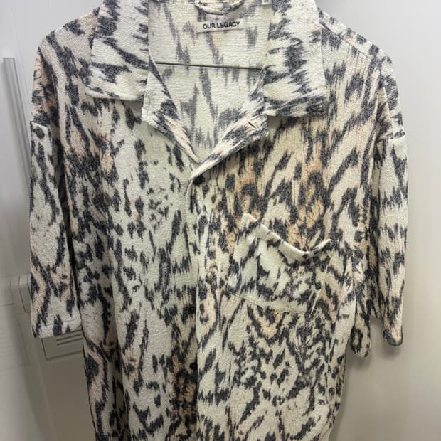 아워레가시 타이거 셔츠