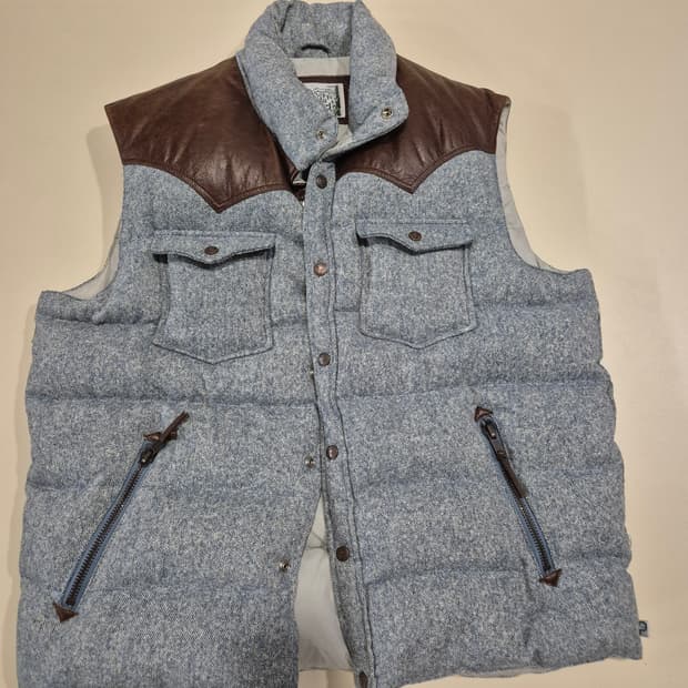 펜필드 락울 패딩 베스트