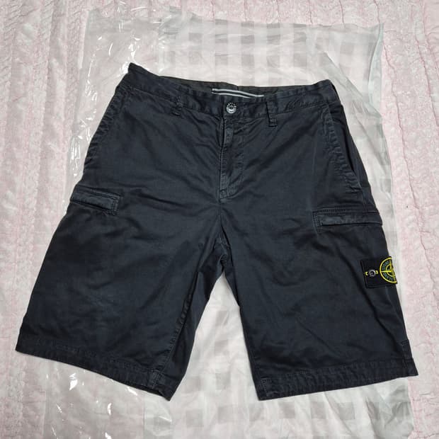 정품 스톤아일랜드 카고반바지 34-XL 블랙