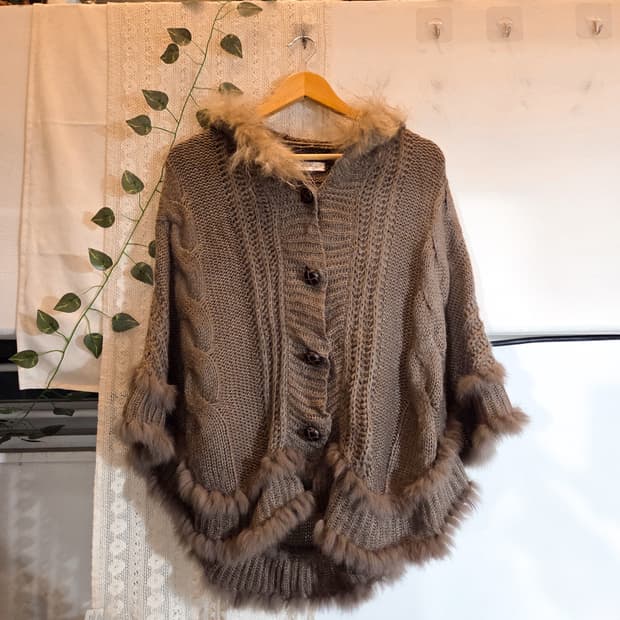 초코라떼 케이프 가디건