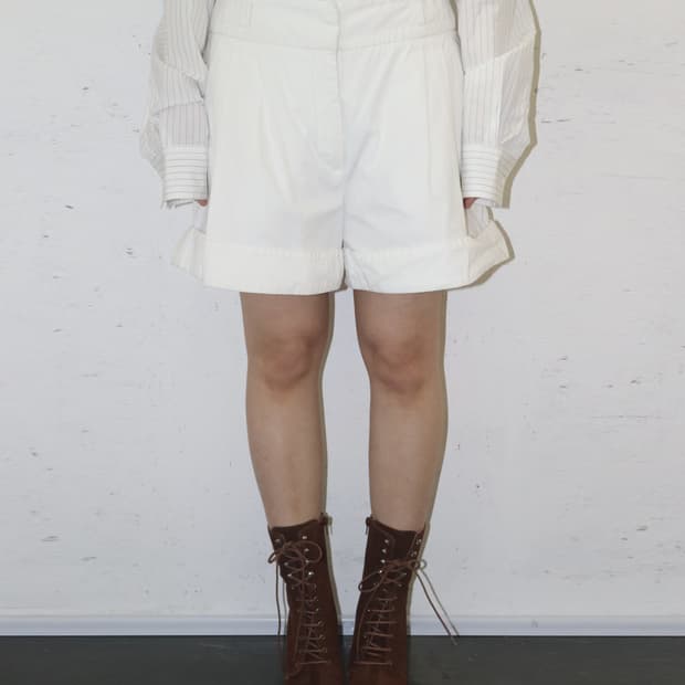 후세인 샬라얀 투턱 폴디드 쇼츠