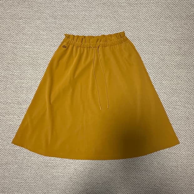 LACOSTE polyester skirt mustard