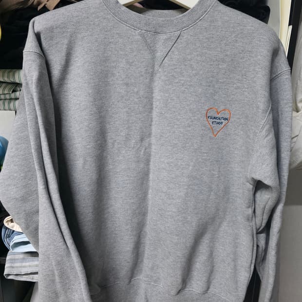 에토스 하트맨투맨