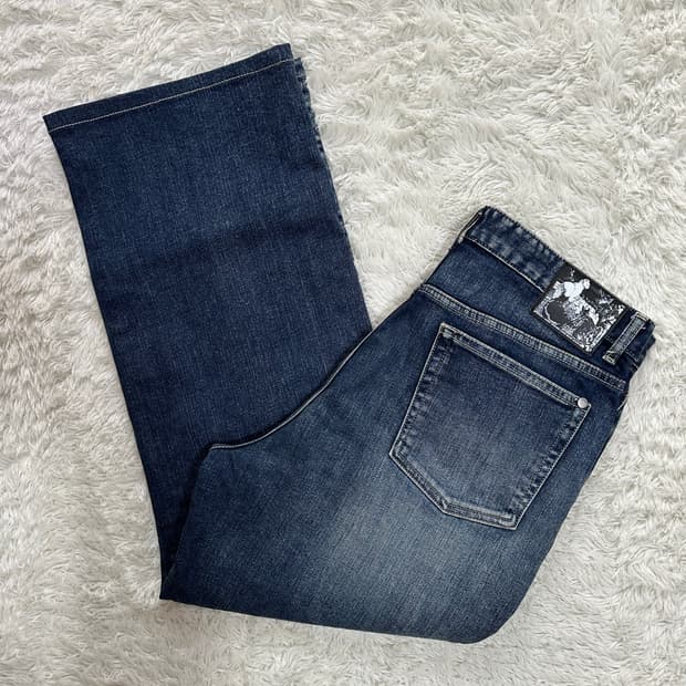 Mod9 워싱 부츠컷 데님 33사이즈