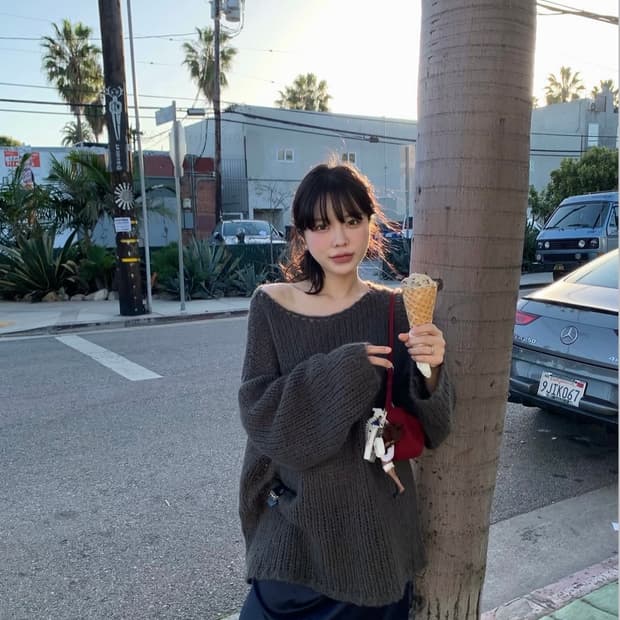 위드아웃썸머 소프트 루즈 니트