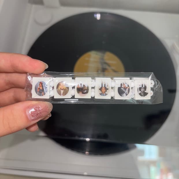 새상품 bazo1199 white bracelet 팔찌